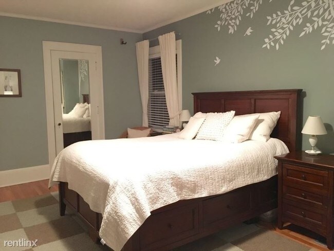 Foto del edificio - 4 br, 2 bath House - 2535 Robindale Avenue