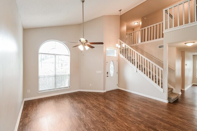 Building Photo - 3836 Tallcott Dr
