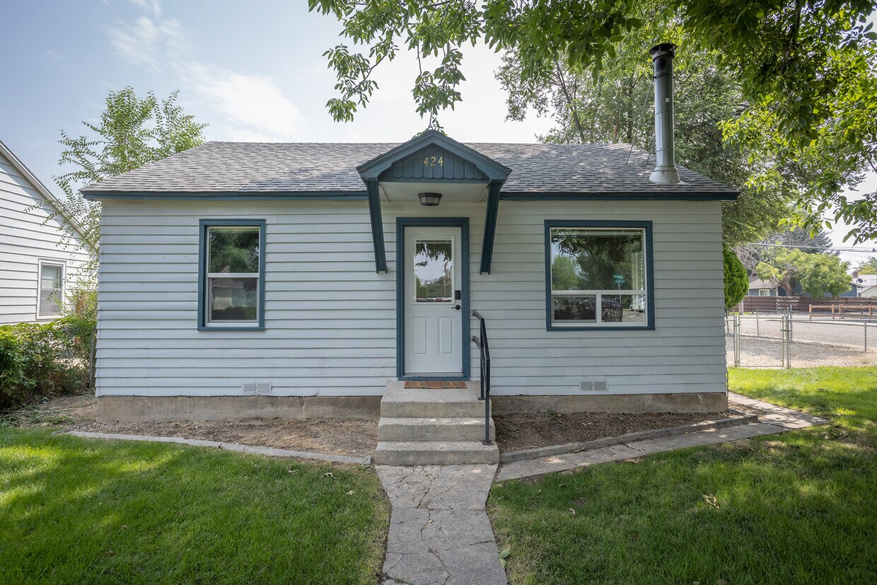 Primary Photo - 424 S Diamond St