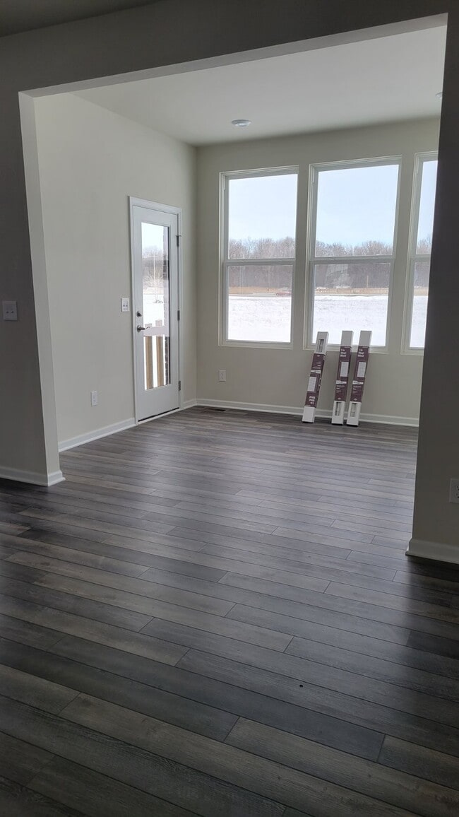 Building Photo - 3815 Sienna Dr