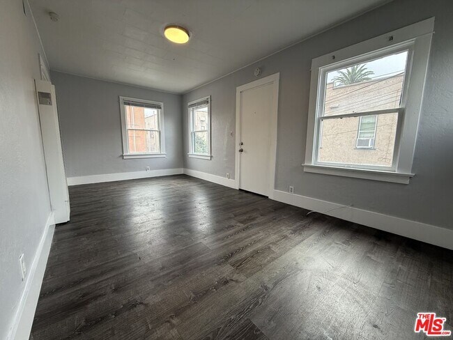 Foto del edificio - 1111 1/2 Orizaba Ave