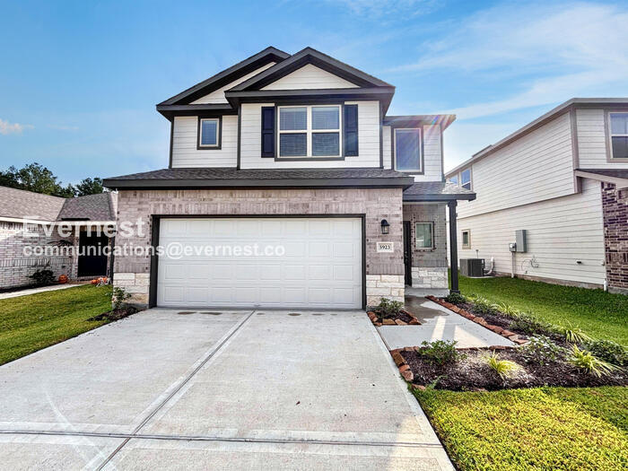 Foto principal - 5923 Hollyhock Ln