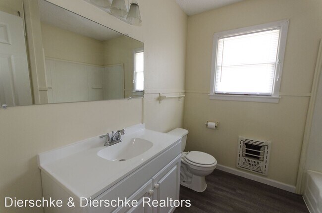 Building Photo - 3 br, 1 bath House - 2812 Jomar