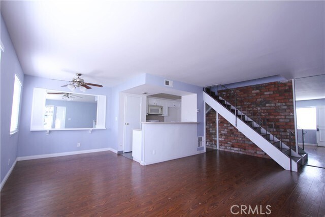 Building Photo - 3067 Knollwood Ave