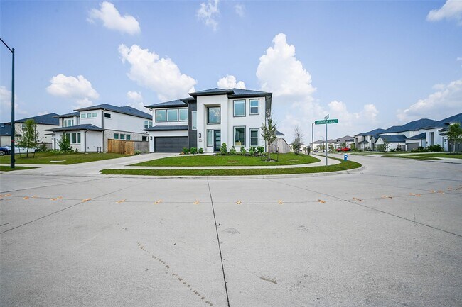 Foto del edificio - 8906 Luddenham Lilac Ln