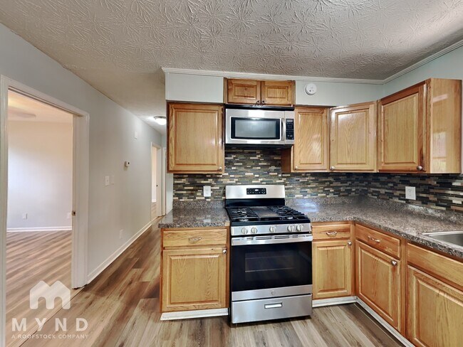 Foto del edificio - 7751 Lark Ct