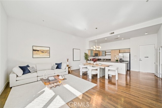 Building Photo - 1234 Wilshire Blvd