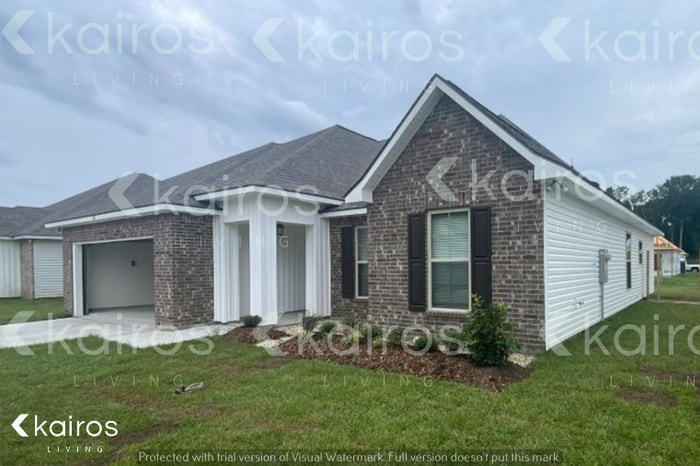 Primary Photo - 106 Rainfall Ln