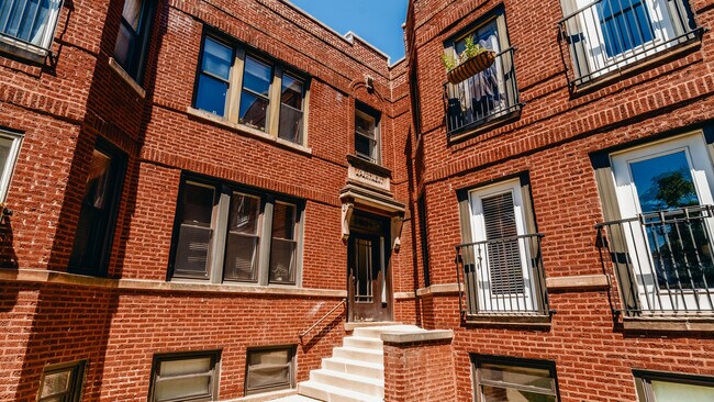 Foto del edificio - 3710 W Wrightwood Ave