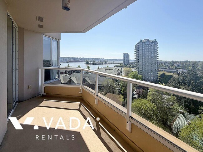 Photo du bâtiment - Riviera 2 BR APT Rental 1102-1245 Quayside Dr New Westminster: VADA