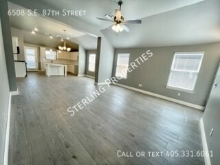 Foto del edificio - 6508 SE 87th St