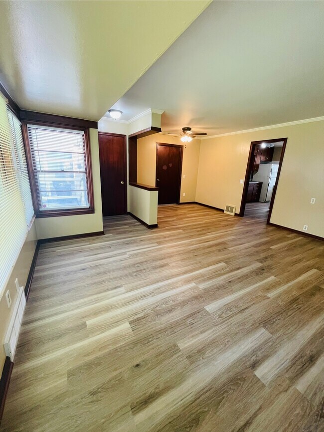 Foto del edificio - 500 E Angus St