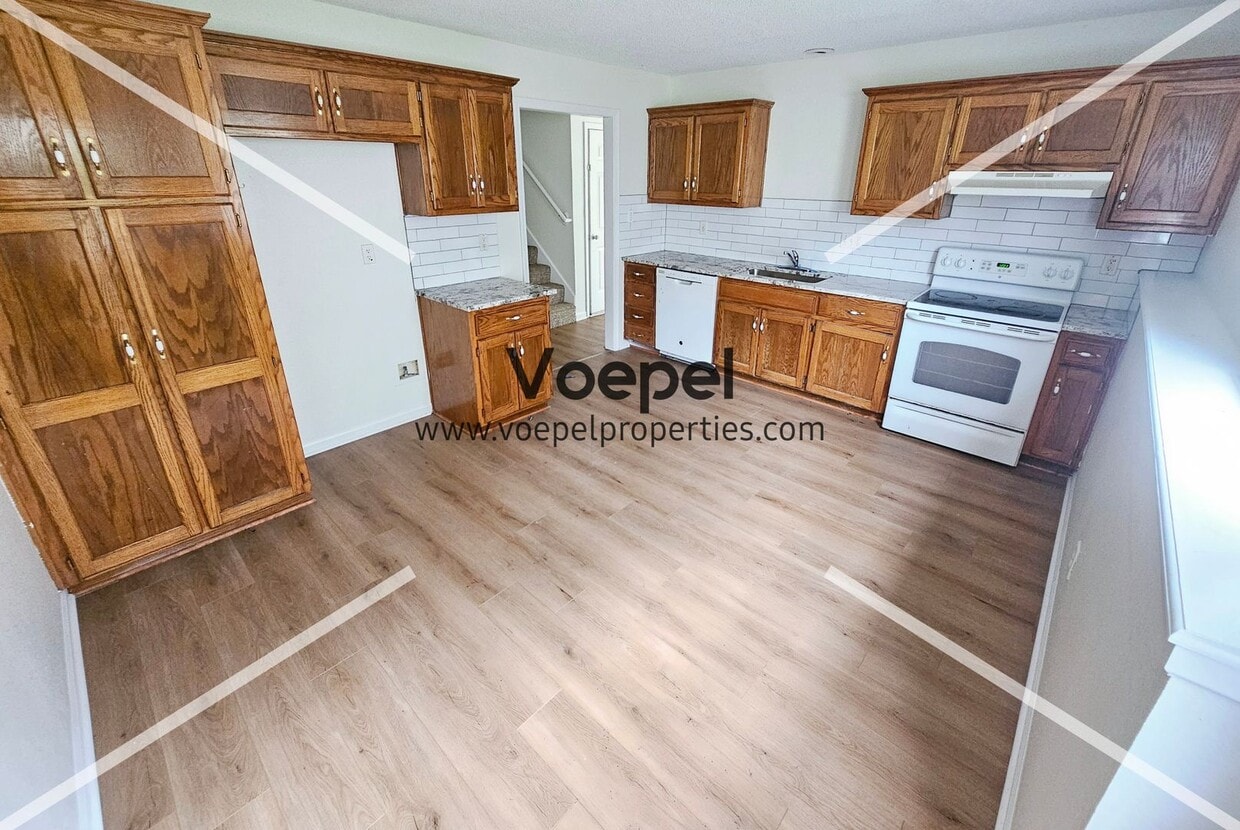 639641 N Queen Ridge Ct Unit 641 N. Queen Ridge Ct., Independence, MO