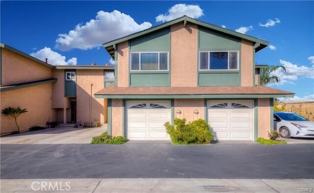 Building Photo - 5481 Villa Way