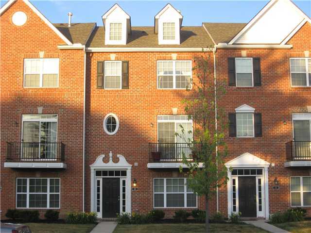 Foto principal - 107 Highland Pointe Cir