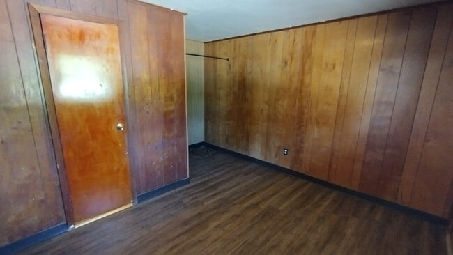 Foto del edificio - 2223 N Water St Ext