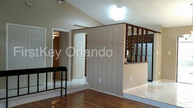 Building Photo - 718 Lancewood Dr