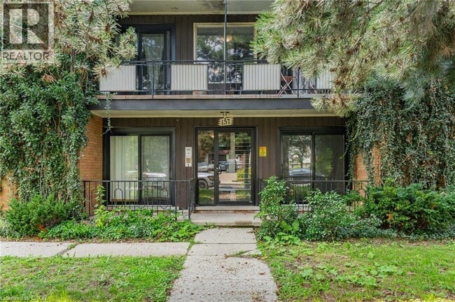 Building Photo - 157 Ahrens St W