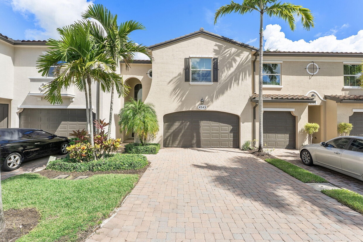 Primary Photo - 4543 Mediterranean Cir