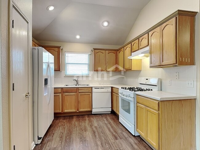 Foto del edificio - 136 Goddard