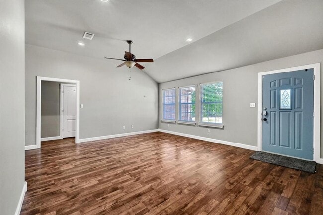 Building Photo - 187 Square Dance Rd