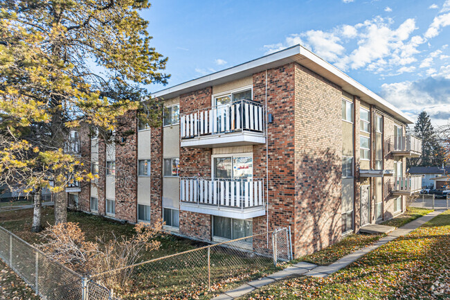 Building Photo - 3607 118th Ave NW