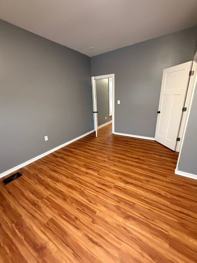 Foto del edificio - Beautifully renovated 2 br house!