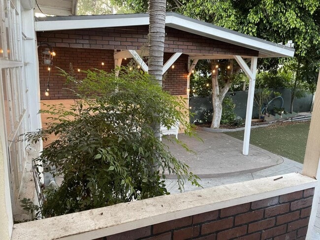 Foto del edificio - 4037 1/2 National Ave, Upstairs, San Diego, CA 92113