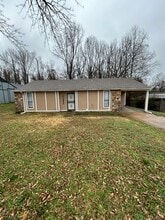 Building Photo - 3899 Kerwin Dr