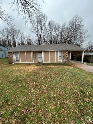Building Photo - 3899 Kerwin Dr