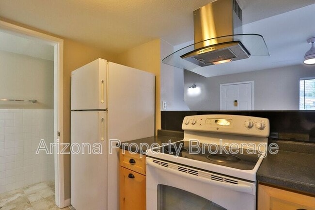 Photo - 851 E. Cochise Dr. Townhome