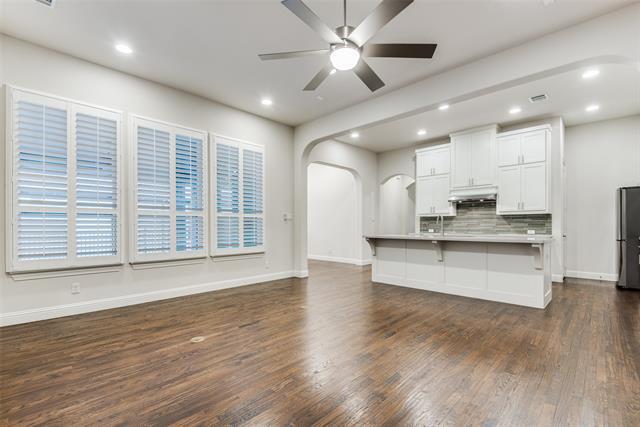 Foto del edificio - 1115 Hampstead Ln