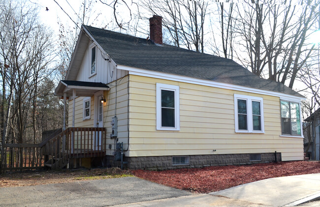 Exterior - 507 Washington St