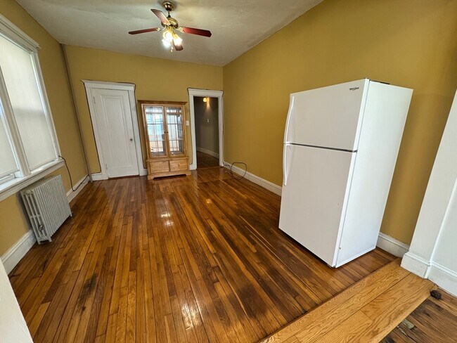 Foto del edificio - 43 Cheney St