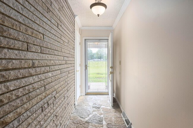Foto del edificio - 6600 New Albany-Condit Rd
