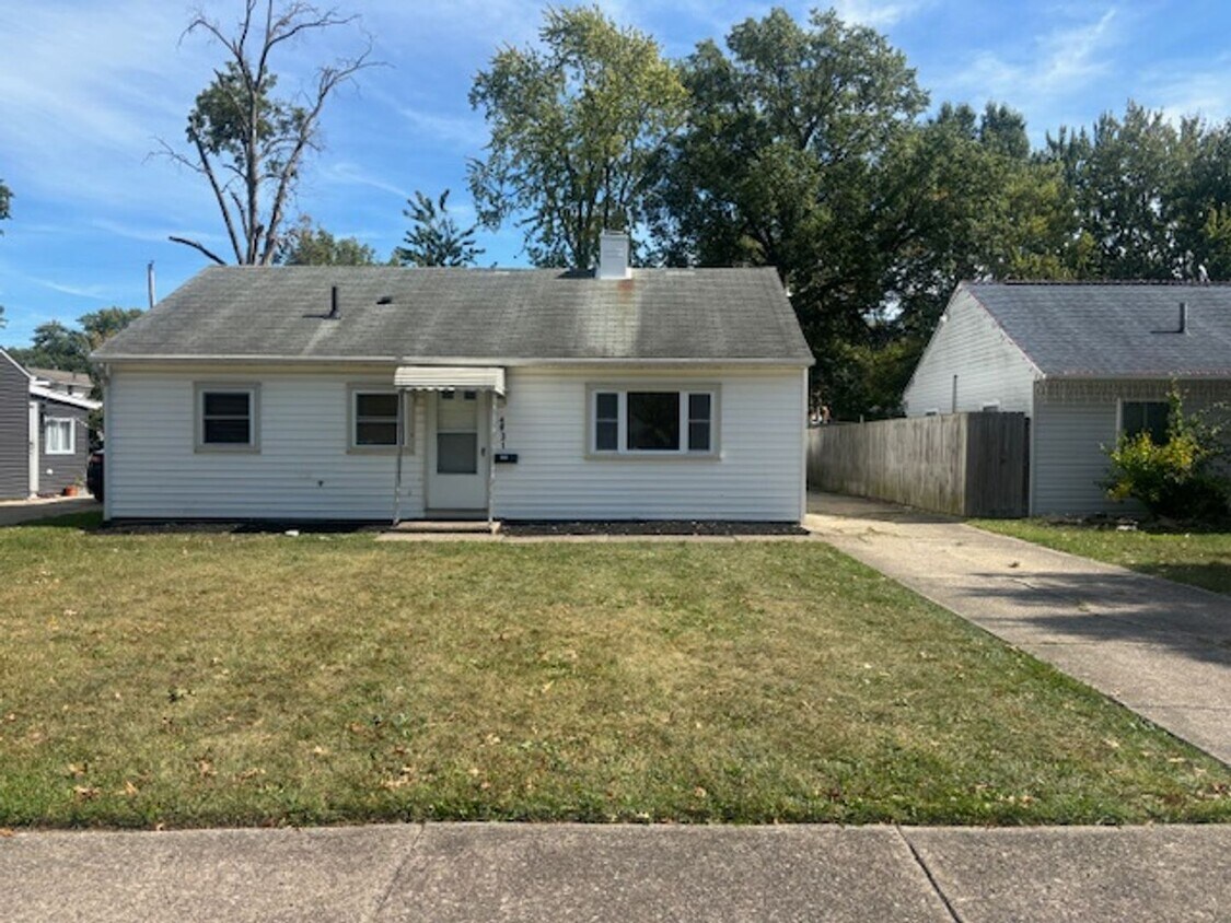 Foto principal - Check out this 3 Bedroom Ranch in Homewood...