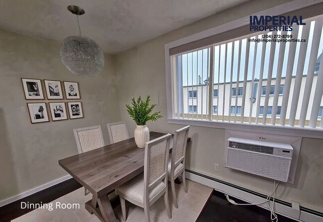 Photo du bâtiment - 1710 Taylor Ave