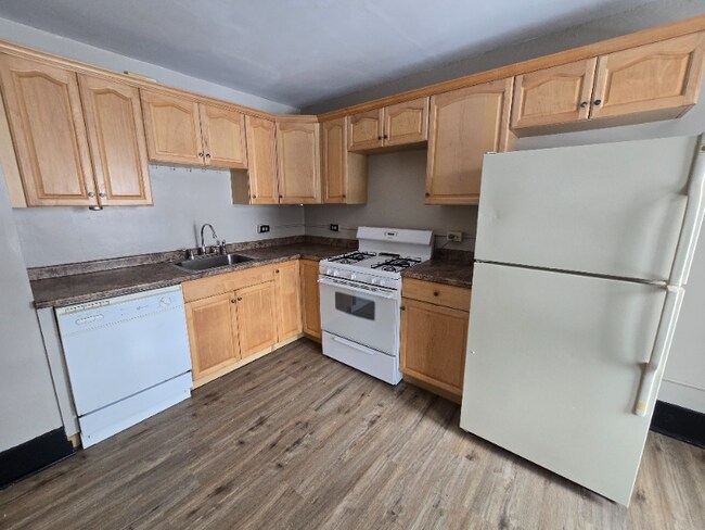 Foto del edificio - 1023 Rumsey Ave