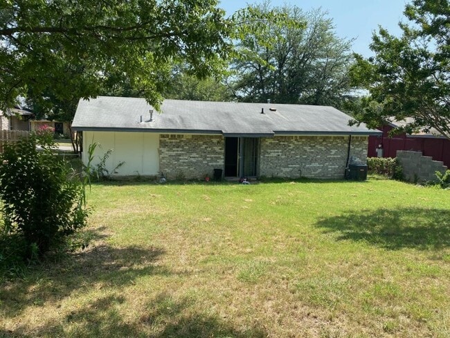 Photo - 6436 Palm Island St House