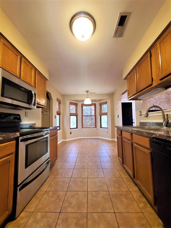 Foto del edificio - 305 Tarneywood Ct