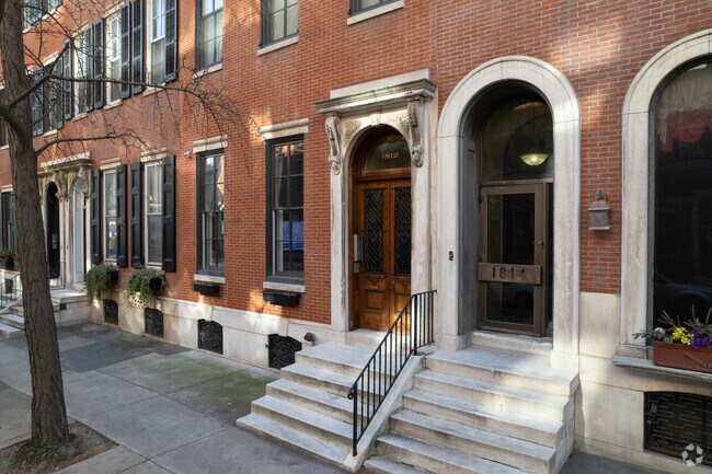 Building Photo - 1812 Spruce St