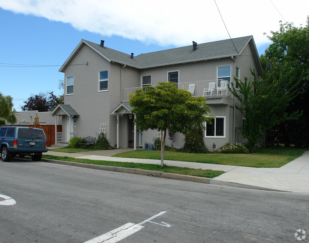 Primary Photo - 200 Channing Rd