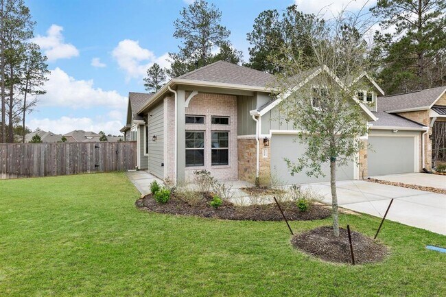 Building Photo - 208 N Spotted Fern Dr