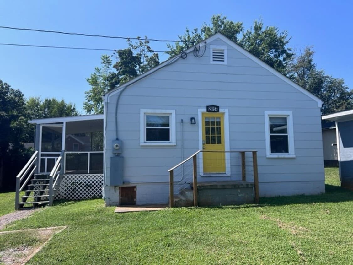Photo - 205 A Douglas Ave