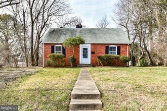 Building Photo - 6903 Kincaid Ave