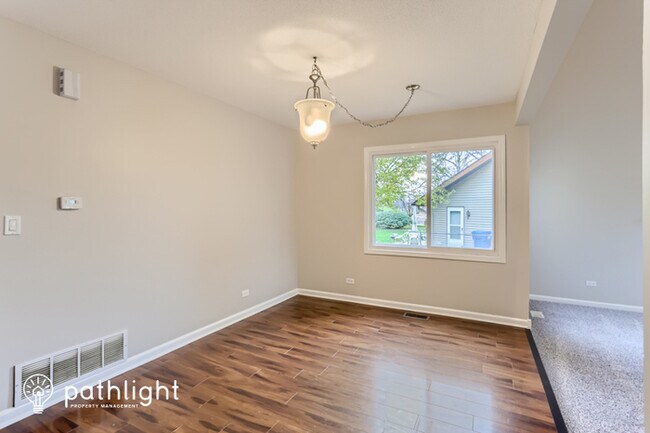 Foto del edificio - 5224 Arlington Cir, Hanover Park, IL, 60133