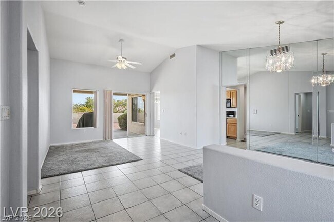 Foto del edificio - 10713 Paradise Point Dr