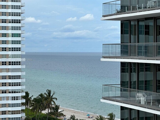 Foto del edificio - 2030 S Ocean Dr