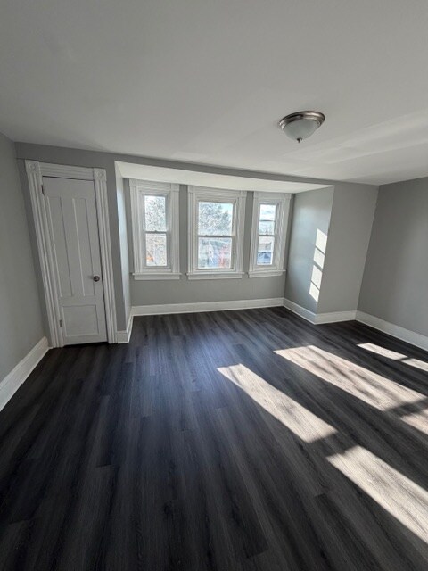 Building Photo - 409 S Shippen St