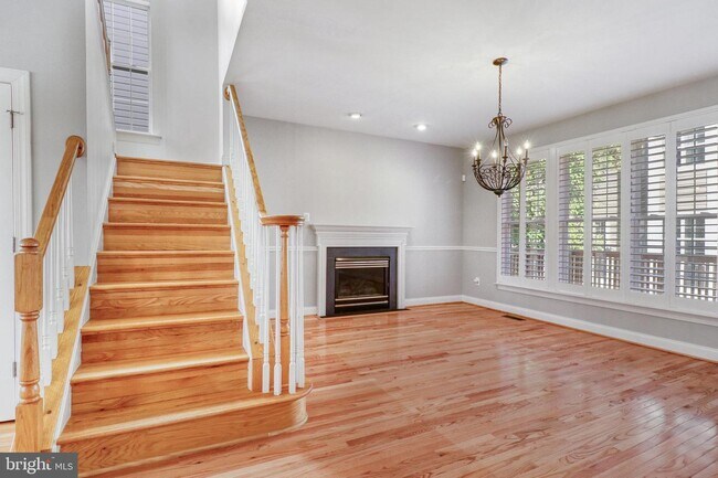 Building Photo - 4275 McClain Hill Ct